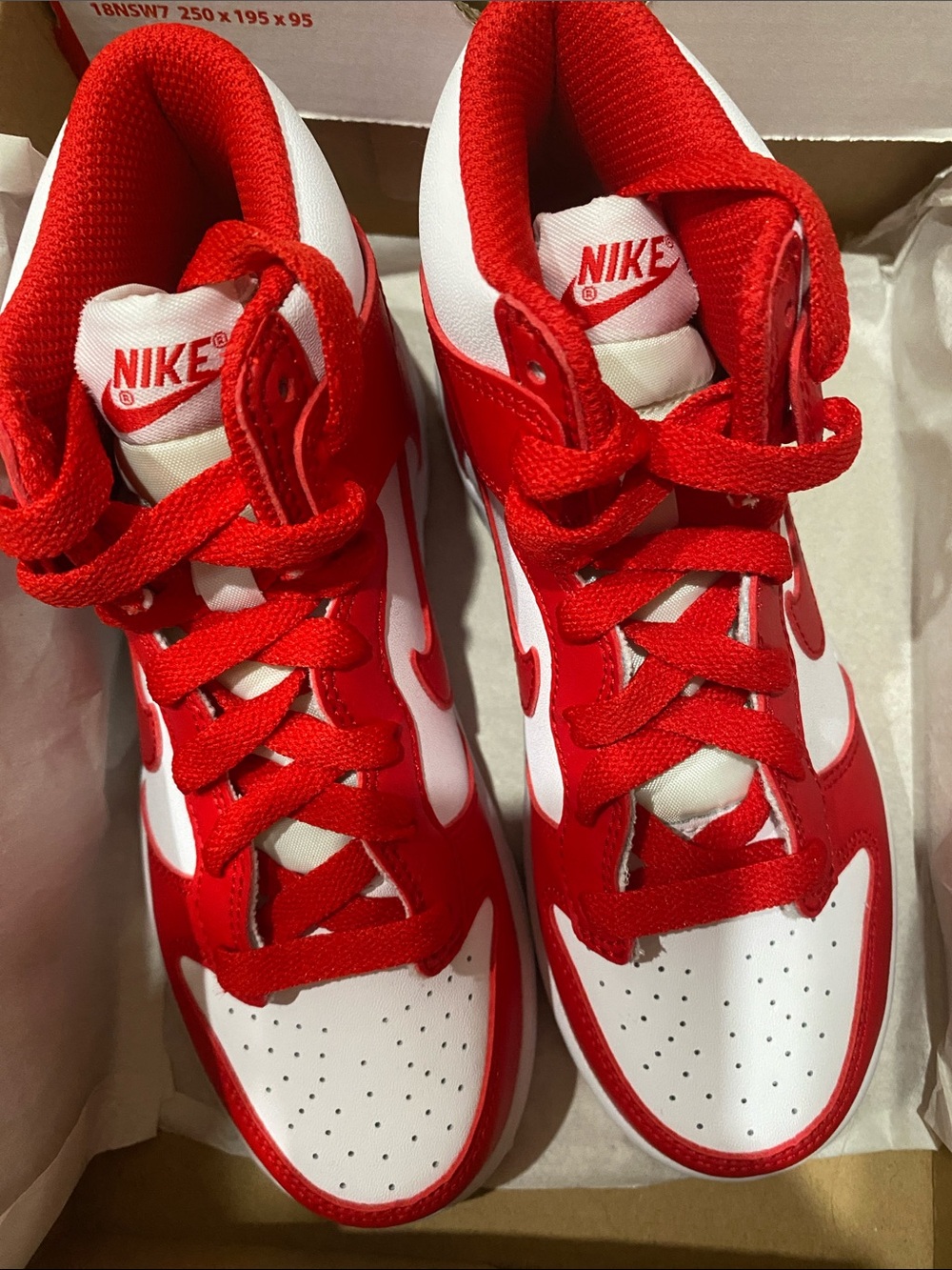 Nike Dunk High - Picture 2 of 4
